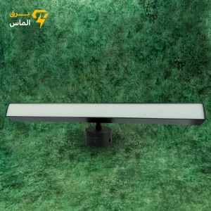 نمای نزدیک بدنه آلومینیومی چراغ دیواری خطی مشکی ۴۰ سانتی